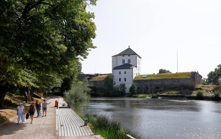 Nyköping river and Nyköpings hus