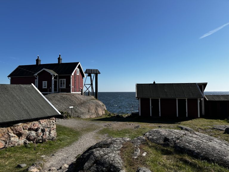 Oxelösund_Fyrvaktarbostaden_exteriör_Sommar